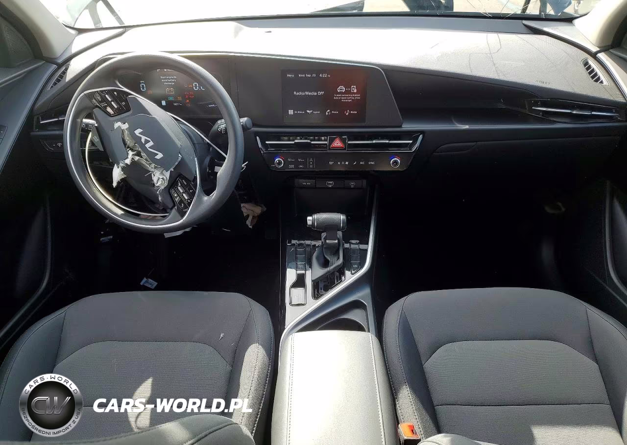 2026 Kia Niro Lx VIN:KNDCP3LE9T5336528 - 8