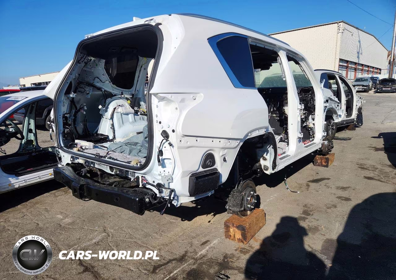 2026 Lexus Lx 700H Luxury VIN:JTJGD7CX6T4015665 - 3