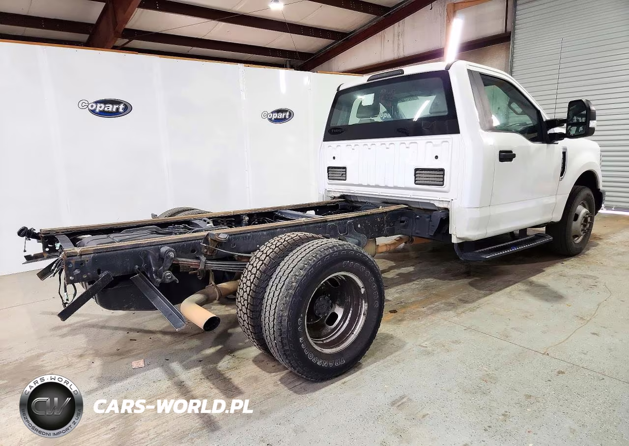 2019 Ford F350 Super Duty VIN:1FDRF3G66KEE36466 - 3