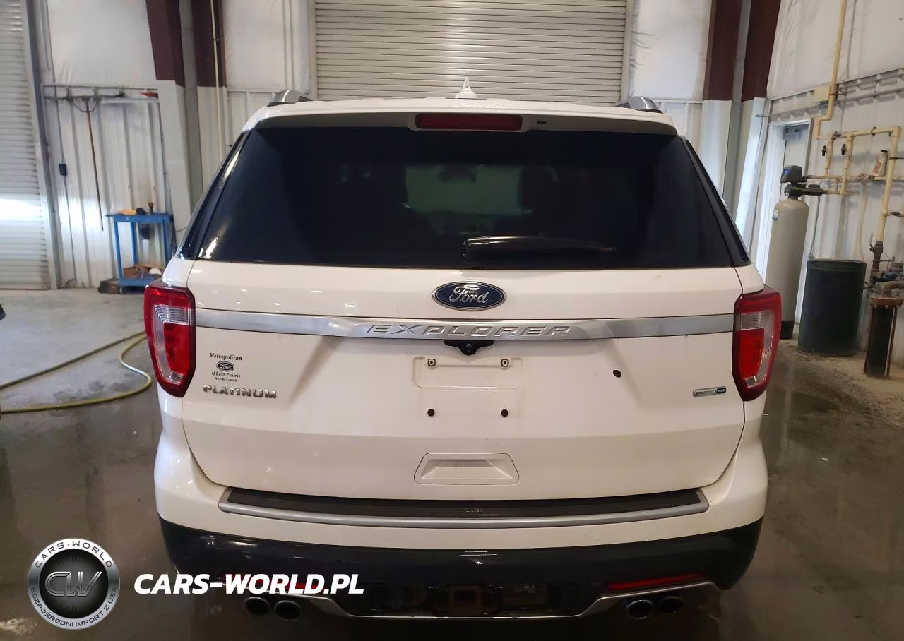 2019 Ford Explorer Platinum VIN:1FM5K8HT2KGA51888 - 6