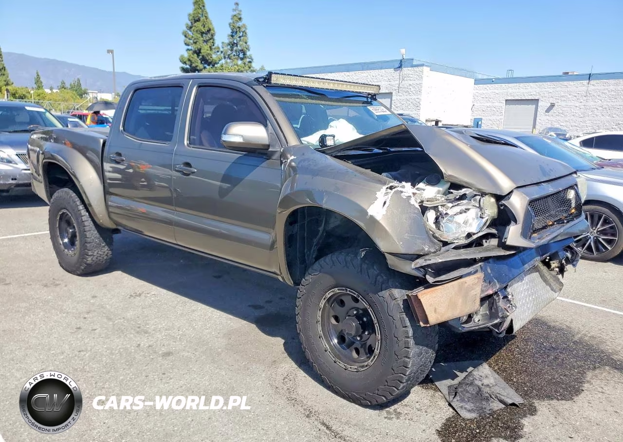 2015 Toyota Tacoma Double Cab Prerunner VIN:3TMJU4GNXFM182247 - 4