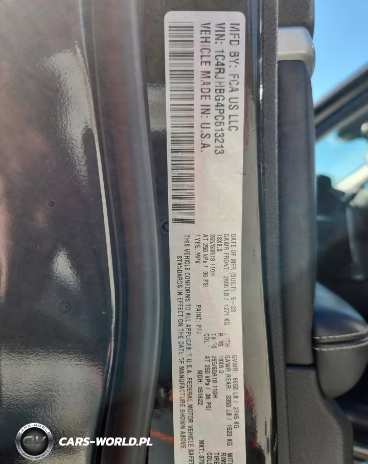 2023 Jeep Grand Cherokee Limited VIN:1C4RJHBG4PC613213 - 13