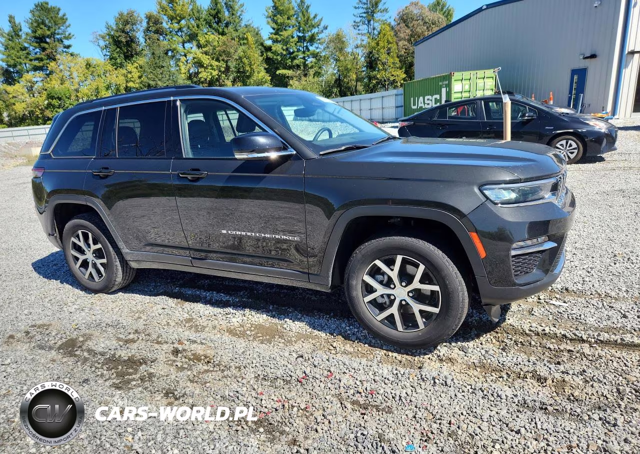 2023 Jeep Grand Cherokee Limited VIN:1C4RJHBG4PC613213 - 4