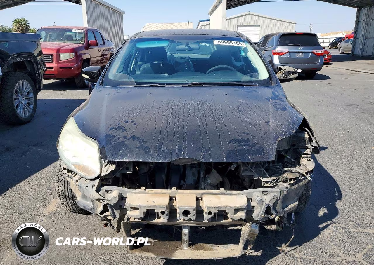 2014 Ford Focus Se VIN:1FADP3K29EL334150 - 5