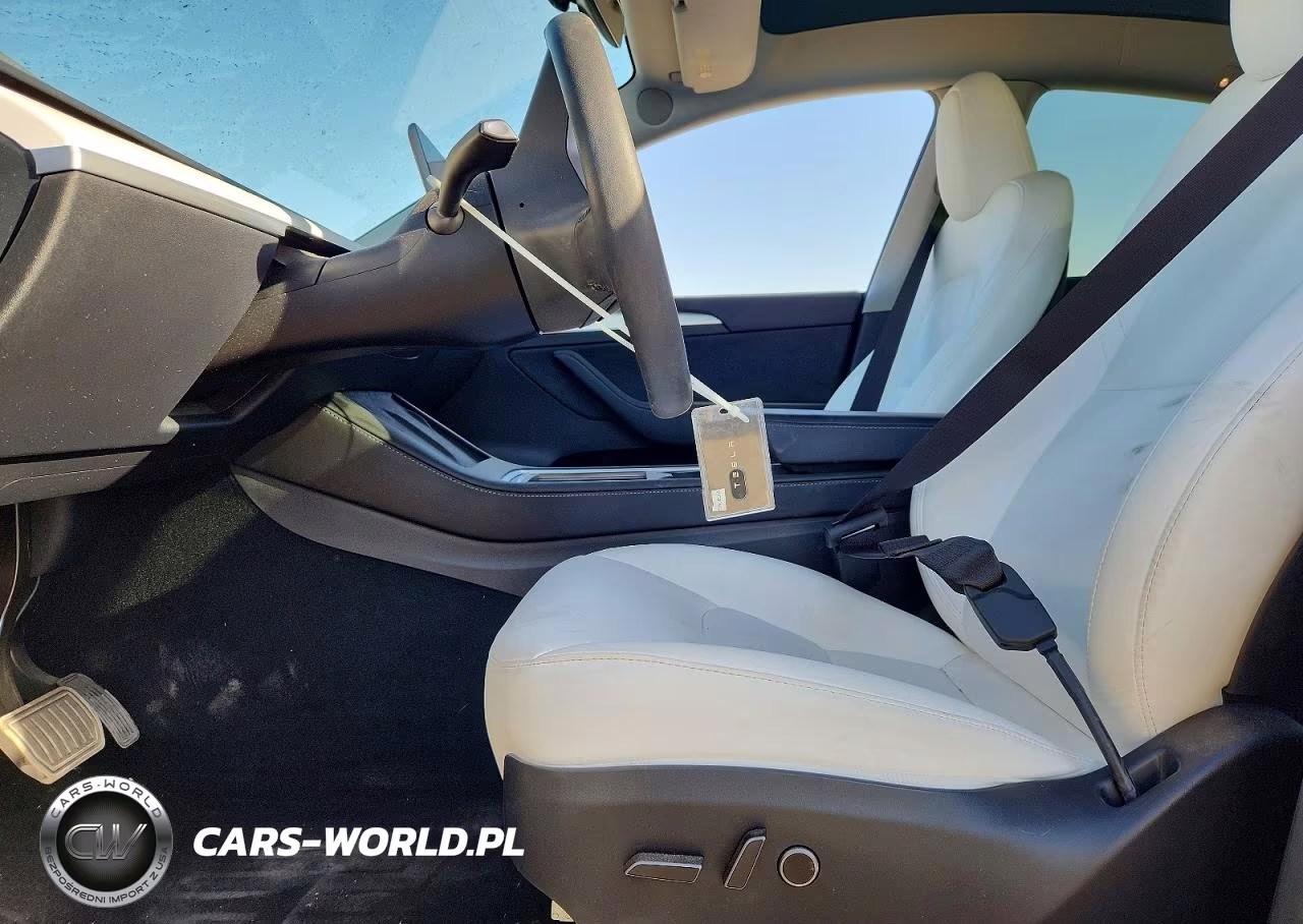 2023 Tesla Model Y VIN:7SAYGDEE0PF927251 - 7