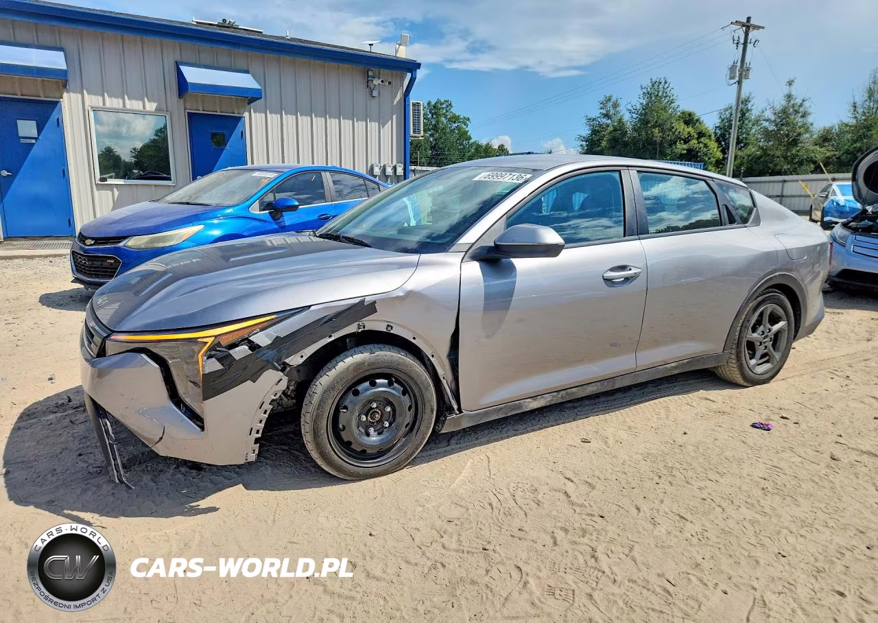 2025 Kia K4 Lxs VIN:3KPFT4DE3SE031378 - 1