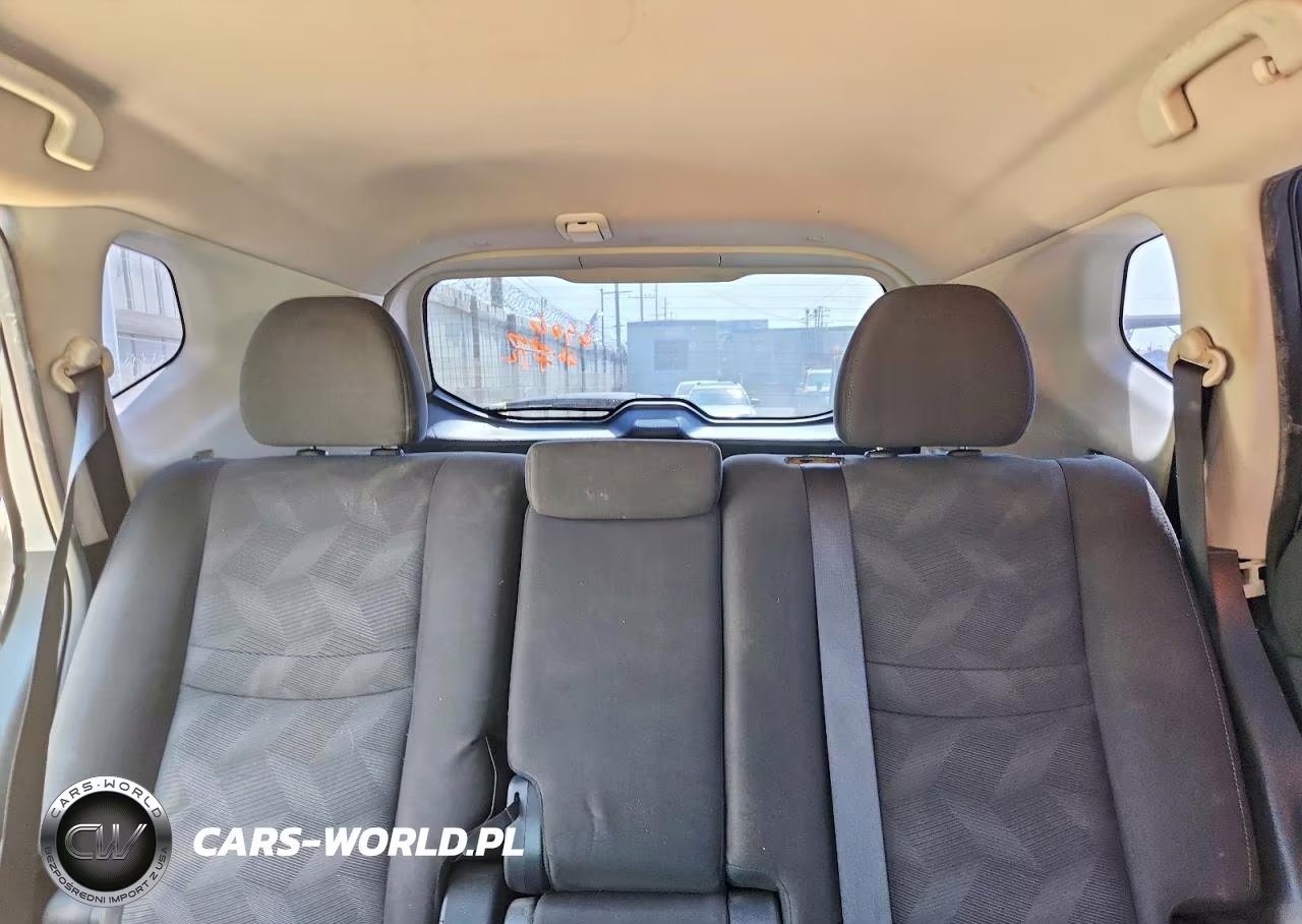 2016 Nissan Rogue S VIN:KNMAT2MT6GP706015 - 10