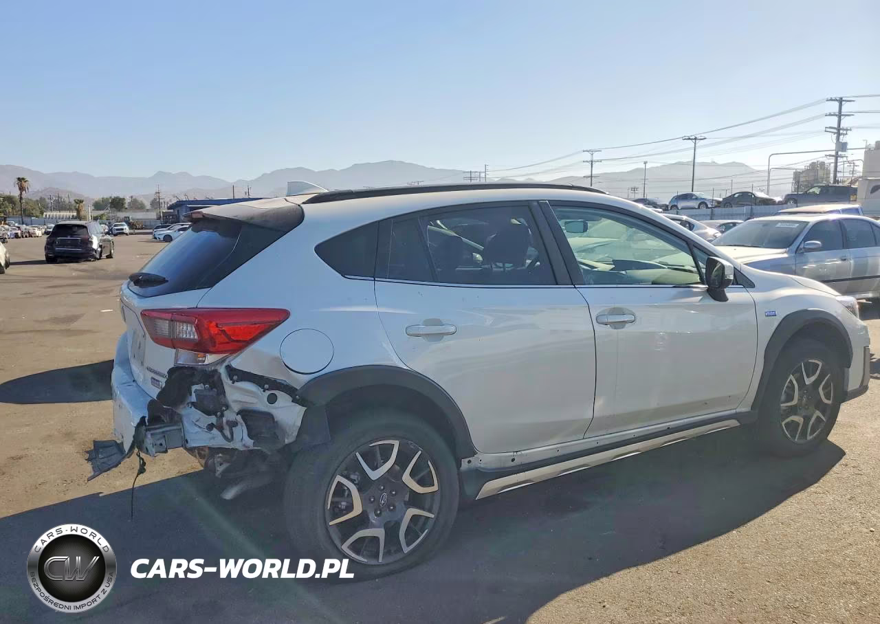 2020 Subaru Crosstrek Limited VIN:JF2GTDNC3LH282559 - 3