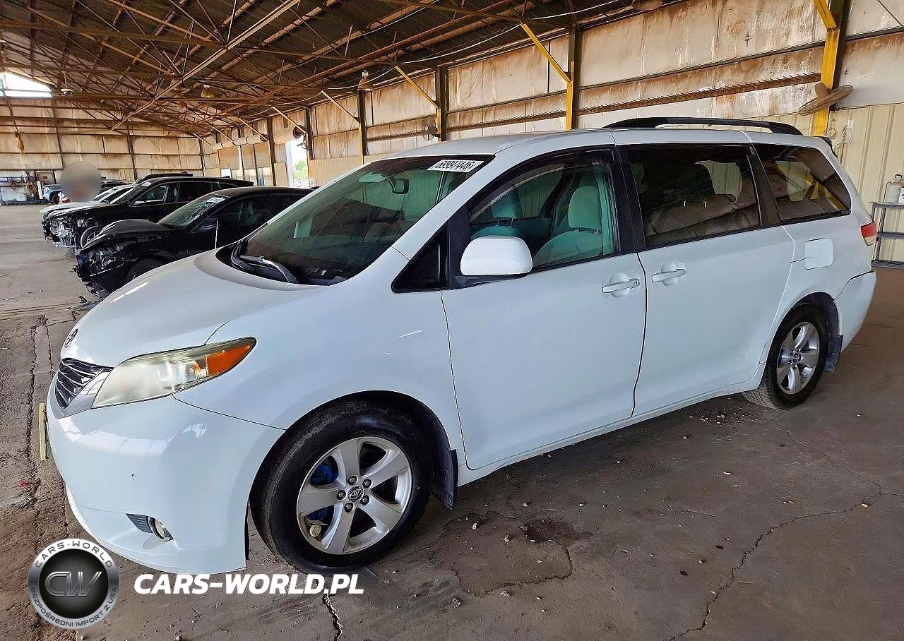 2013 Toyota Sienna Le