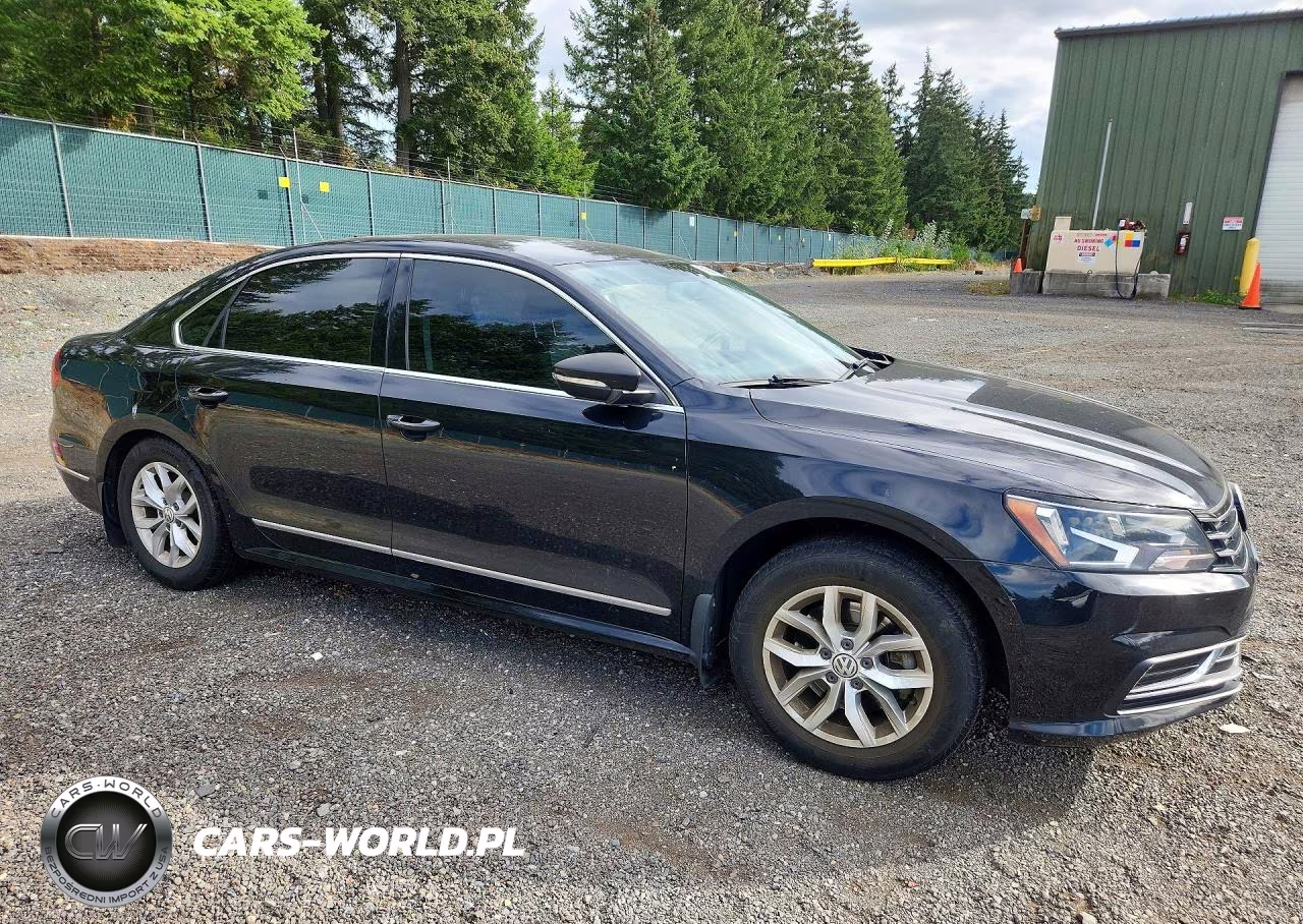 2017 Volkswagen Passat S VIN:1VWAT7A3XHC008448 - 4