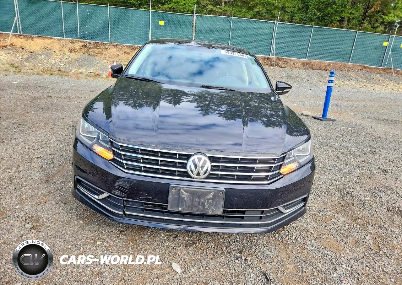 2017 Volkswagen Passat S VIN:1VWAT7A3XHC008448 - 5