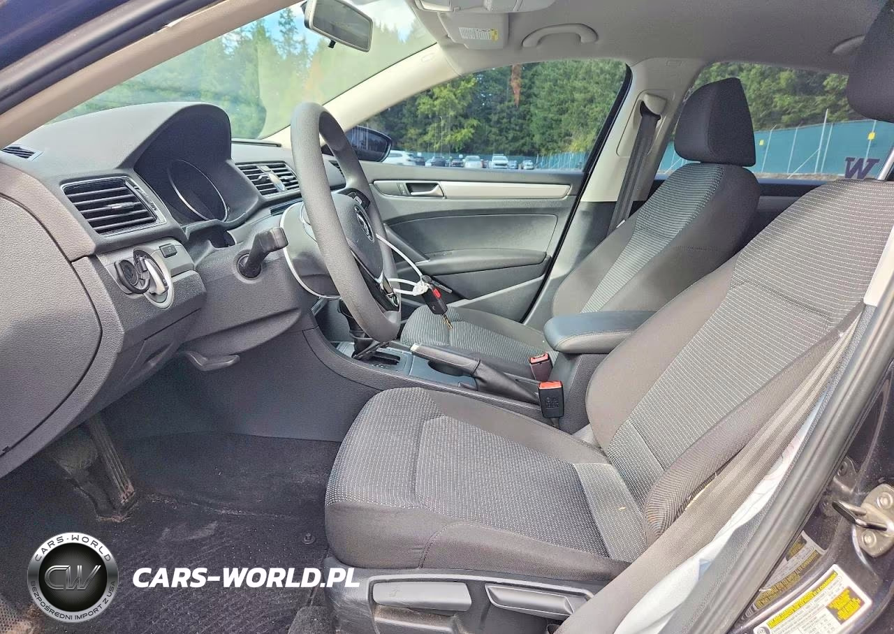 2017 Volkswagen Passat S VIN:1VWAT7A3XHC008448 - 7