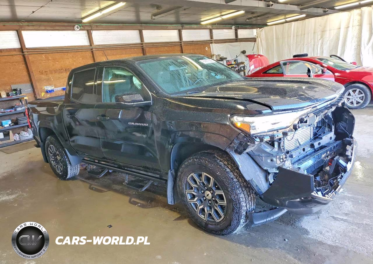2024 Chevrolet Colorado Z71 VIN:1GCPTDEK3R1218142 - 4