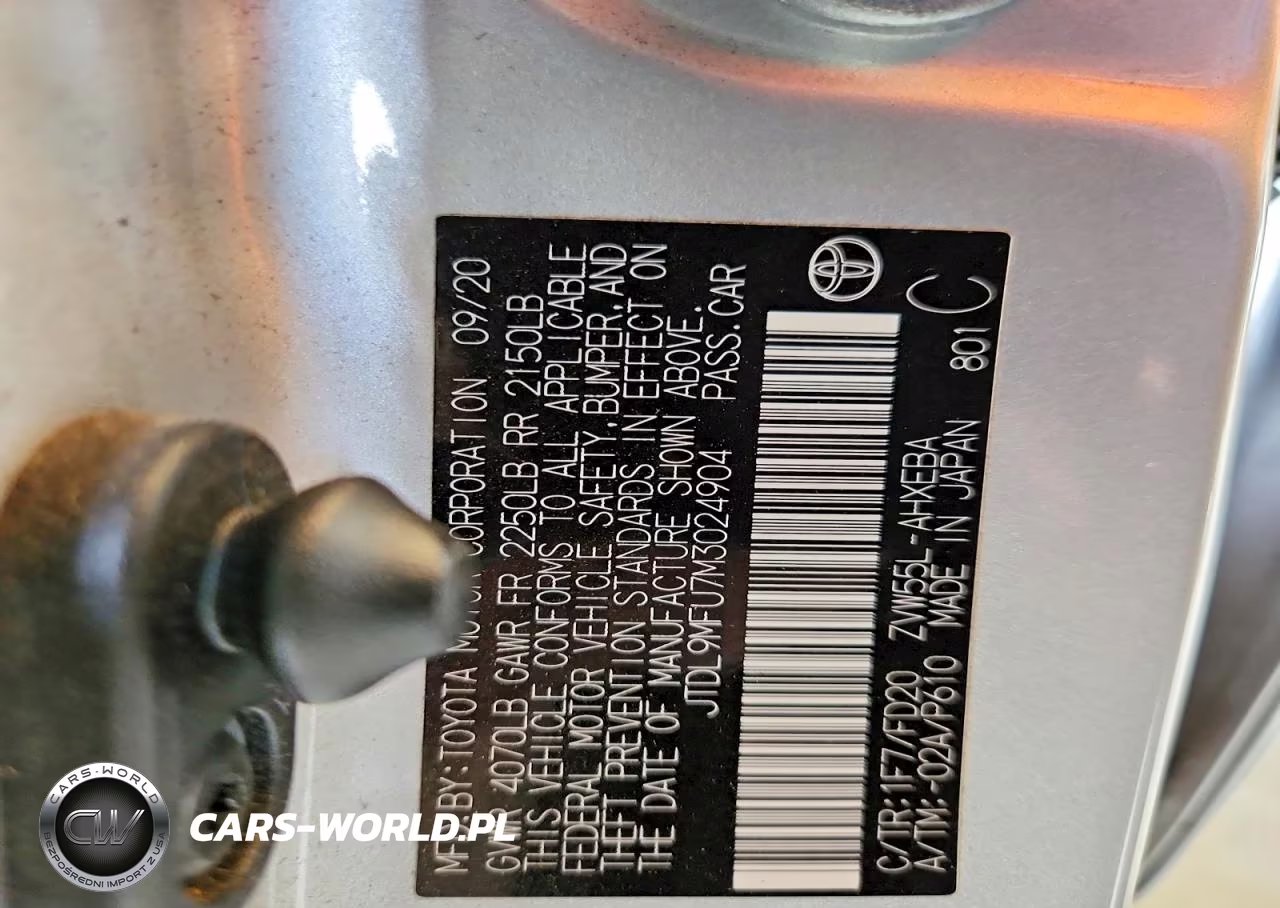 2021 Toyota Prius Le Awd-E VIN:JTDL9MFU7M3024904 - 12