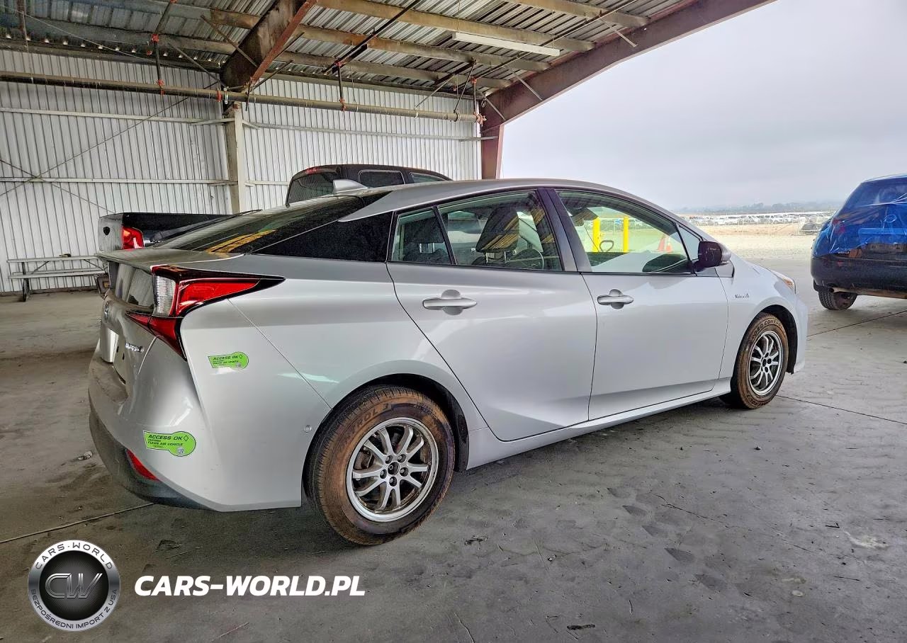 2021 Toyota Prius Le Awd-E VIN:JTDL9MFU7M3024904 - 3