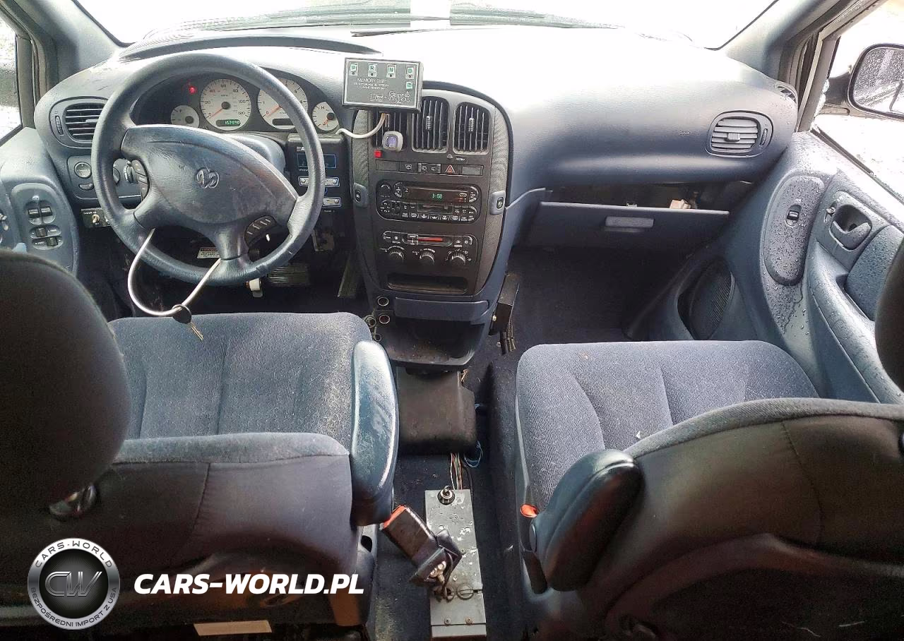 2002 Dodge Grand Caravan Sport VIN:2B4GP443X2R653544 - 8