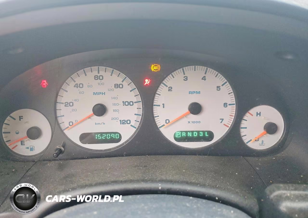 2002 Dodge Grand Caravan Sport VIN:2B4GP443X2R653544 - 9