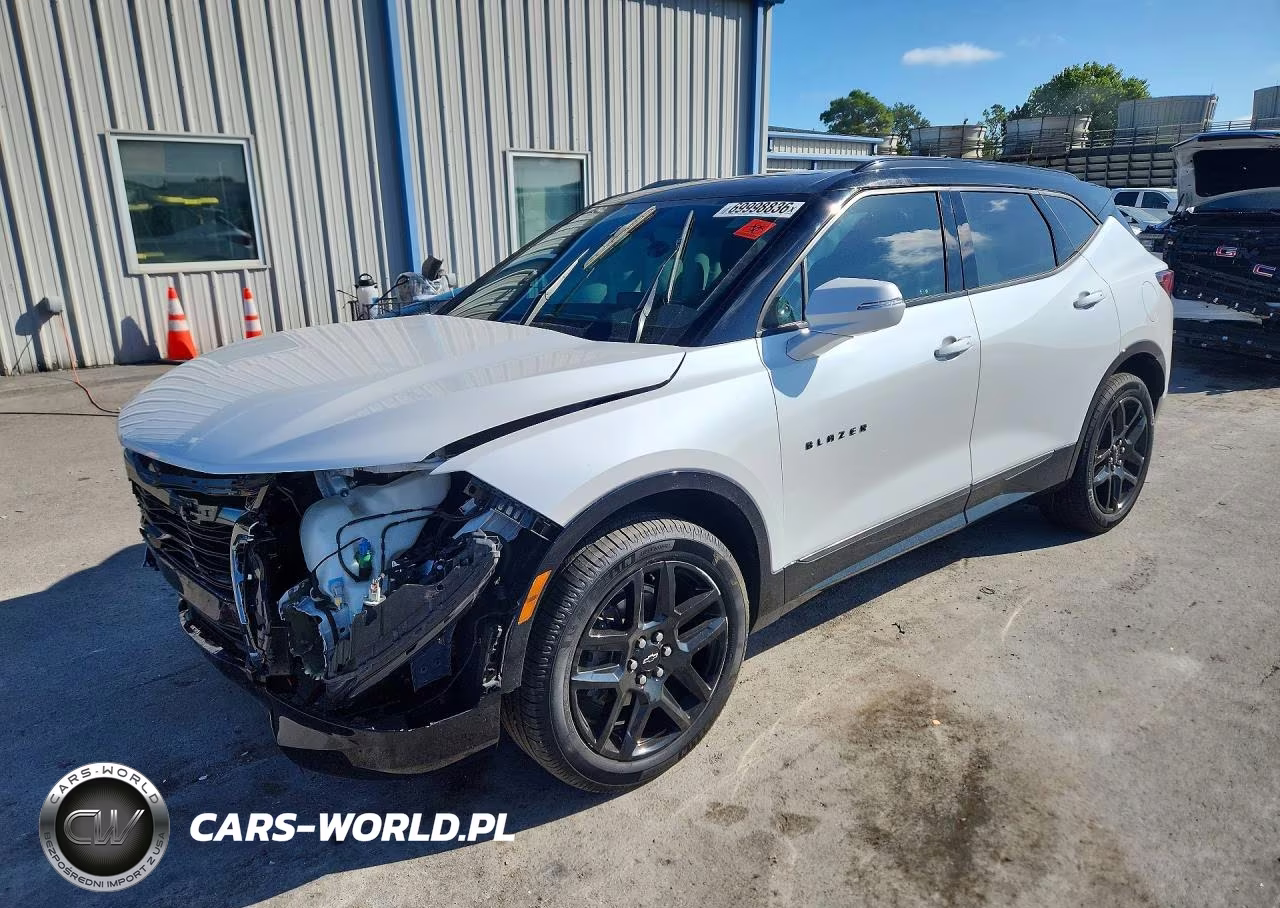 2024 Chevrolet Blazer Rs VIN:3GNKBERSXRS124732 - 1