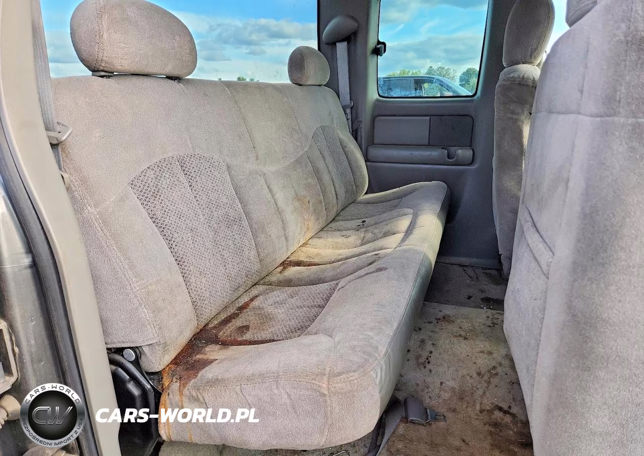 2000 Chevrolet Silverado K1500 VIN:2GCEK19T0Y1257663 - 10
