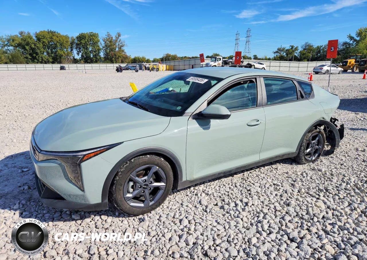 2025 Kia K4 Lxs