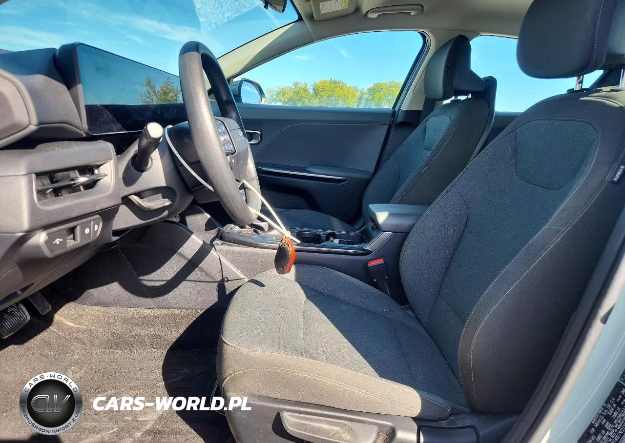 2025 Kia K4 Lxs VIN:3KPFT4DE7SE213620 - 7