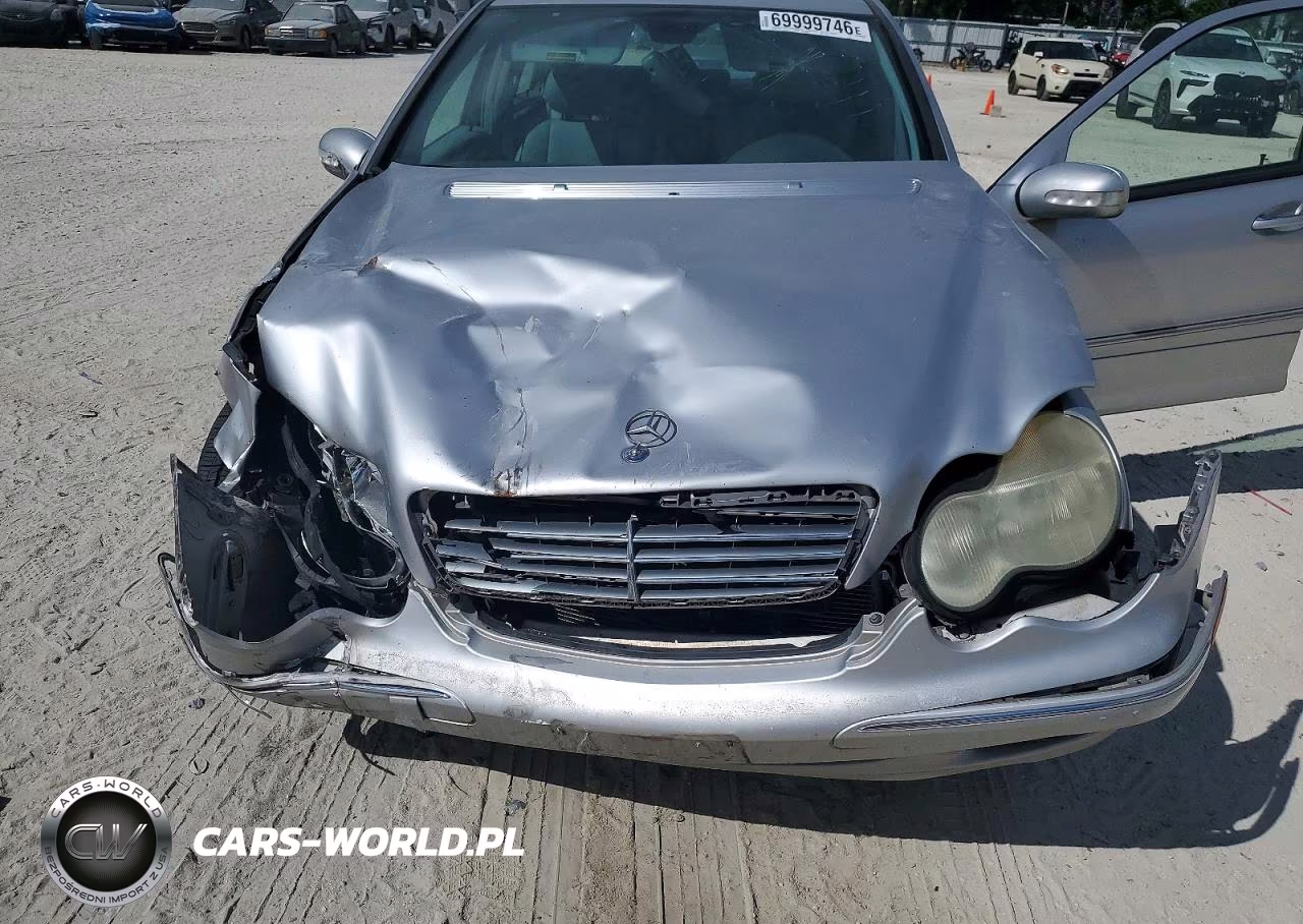 2002 Mercedes-Benz C 240 VIN:WDBRF61J92F278197 - 11
