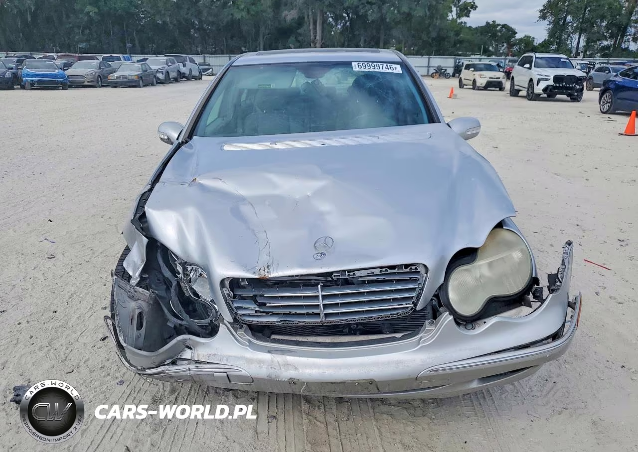 2002 Mercedes-Benz C 240 VIN:WDBRF61J92F278197 - 5