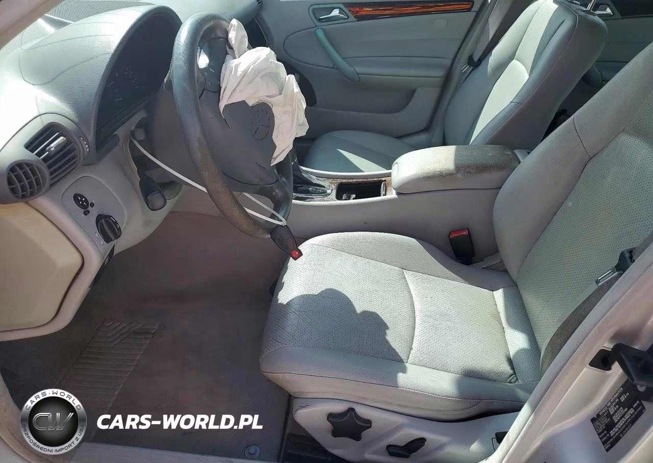 2002 Mercedes-Benz C 240 VIN:WDBRF61J92F278197 - 7