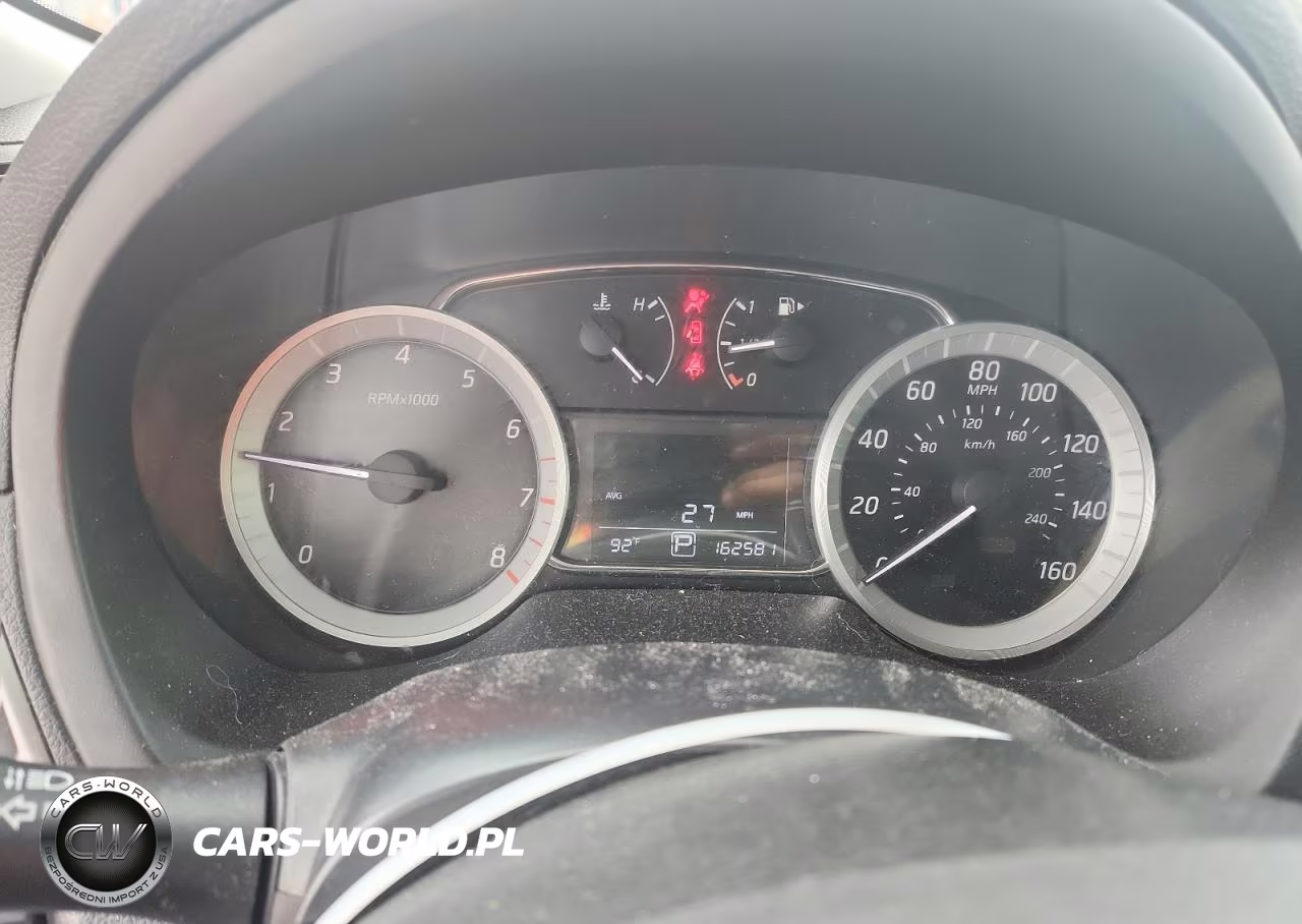 2015 Nissan Sentra Sr VIN:3N1AB7AP4FY339784 - 9