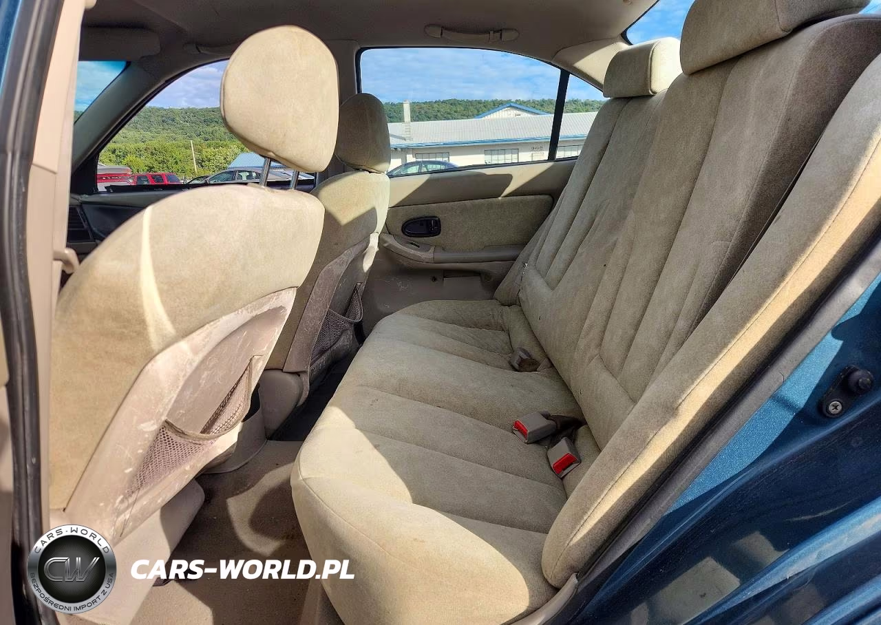 2003 Hyundai Elantra Gls VIN:KMHDN45D73U555168 - 10