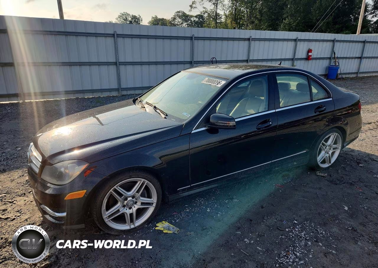 2013 Mercedes-Benz C 300 4Matic – zdjęcie 1 z 12