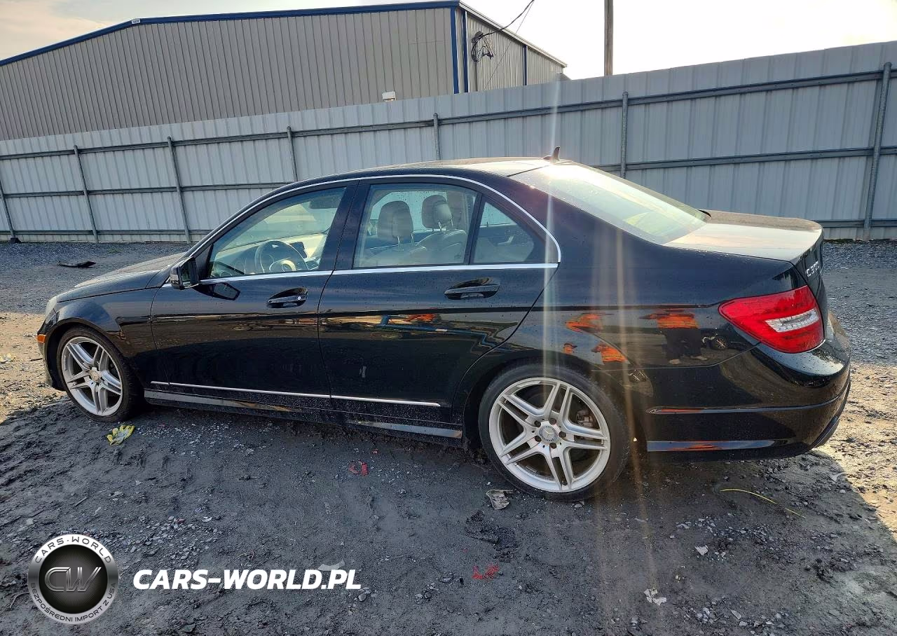 2013 Mercedes-Benz C 300 4Matic VIN:WDDGF8AB7DR257448 - 2