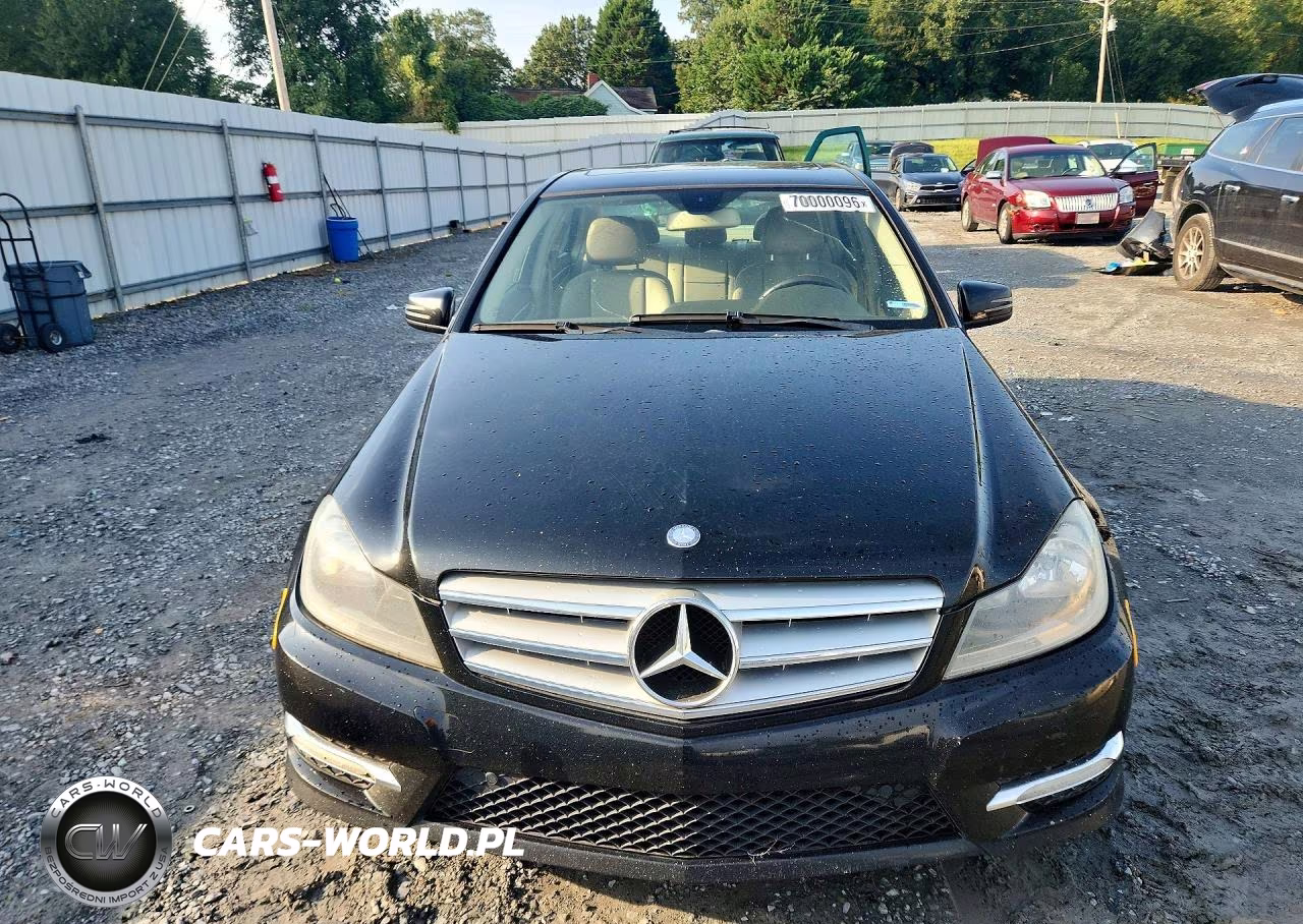 2013 Mercedes-Benz C 300 4Matic VIN:WDDGF8AB7DR257448 - 5