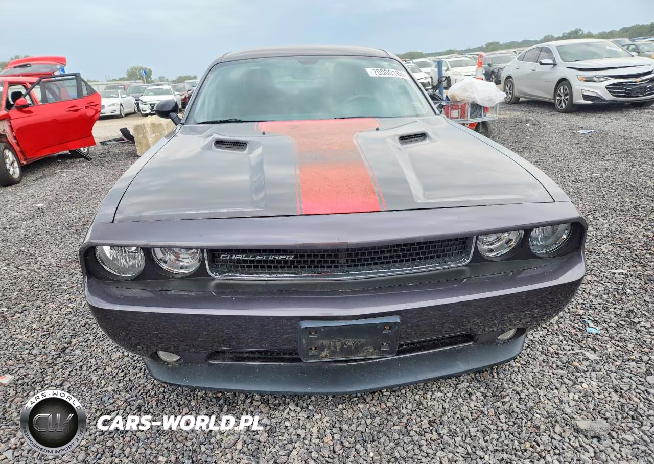 2013 Dodge Challenger Sxt VIN:2C3CDYAG2DH632919 - 5