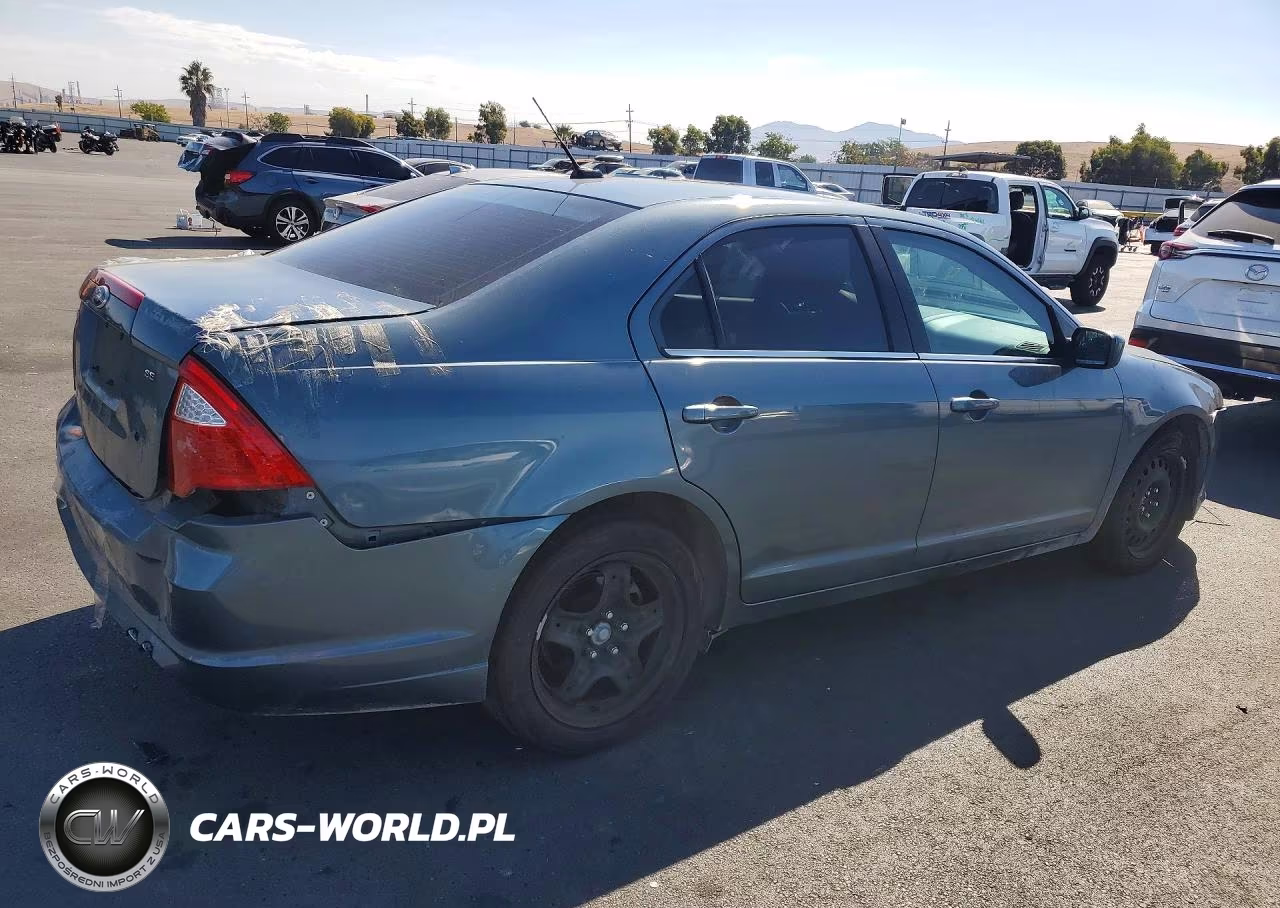 2011 Ford Fusion Se VIN:3FAHP0HA0BR114892 - 3