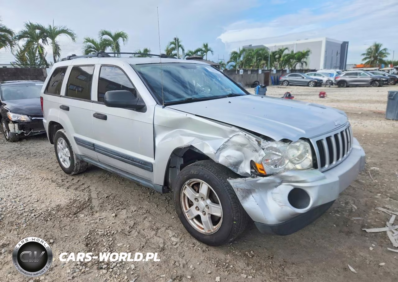 2005 Jeep Grand Cherokee Laredo VIN:1J4GS48K35C700939 - 4