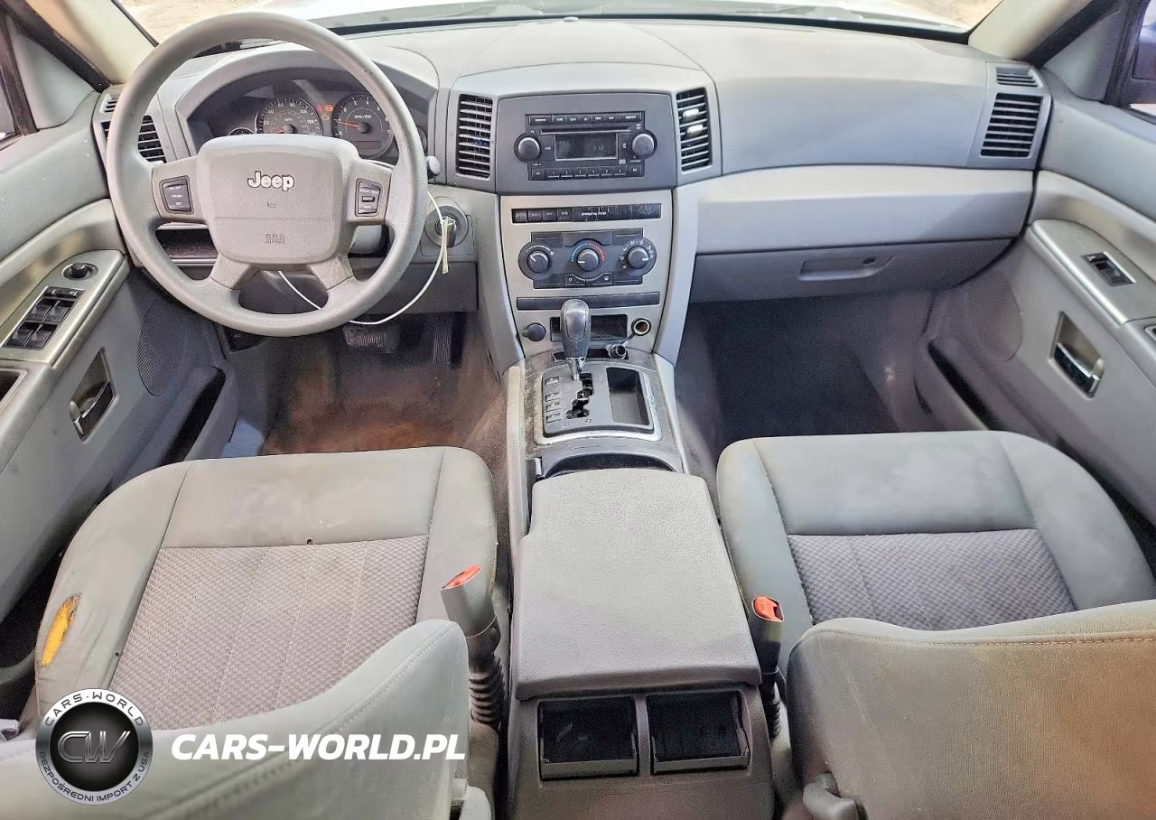 2005 Jeep Grand Cherokee Laredo VIN:1J4GS48K35C700939 - 8