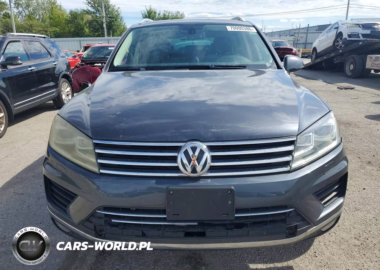 2015 Volkswagen Touareg V6 Tdi VIN:WVGEP9BPXFD002657 - 5