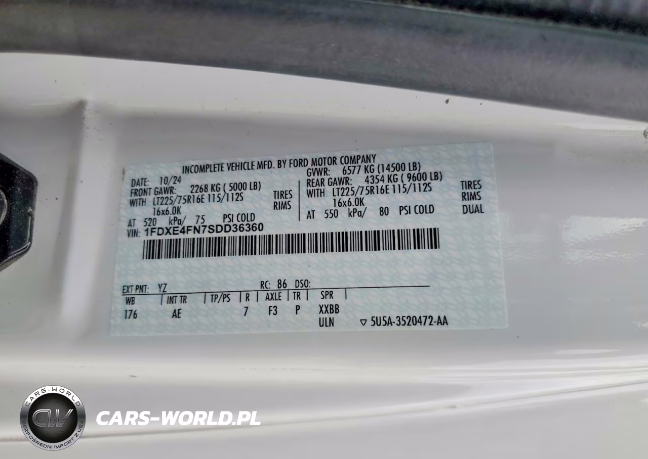 2025 Ford Econoline E450 Super Duty Cutaway Van VIN:1FDXE4FN7SDD36360 - 13
