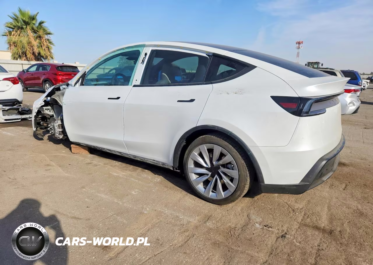 2026 Tesla Model Y VIN:7SAYGDEE7TF424682 - 2