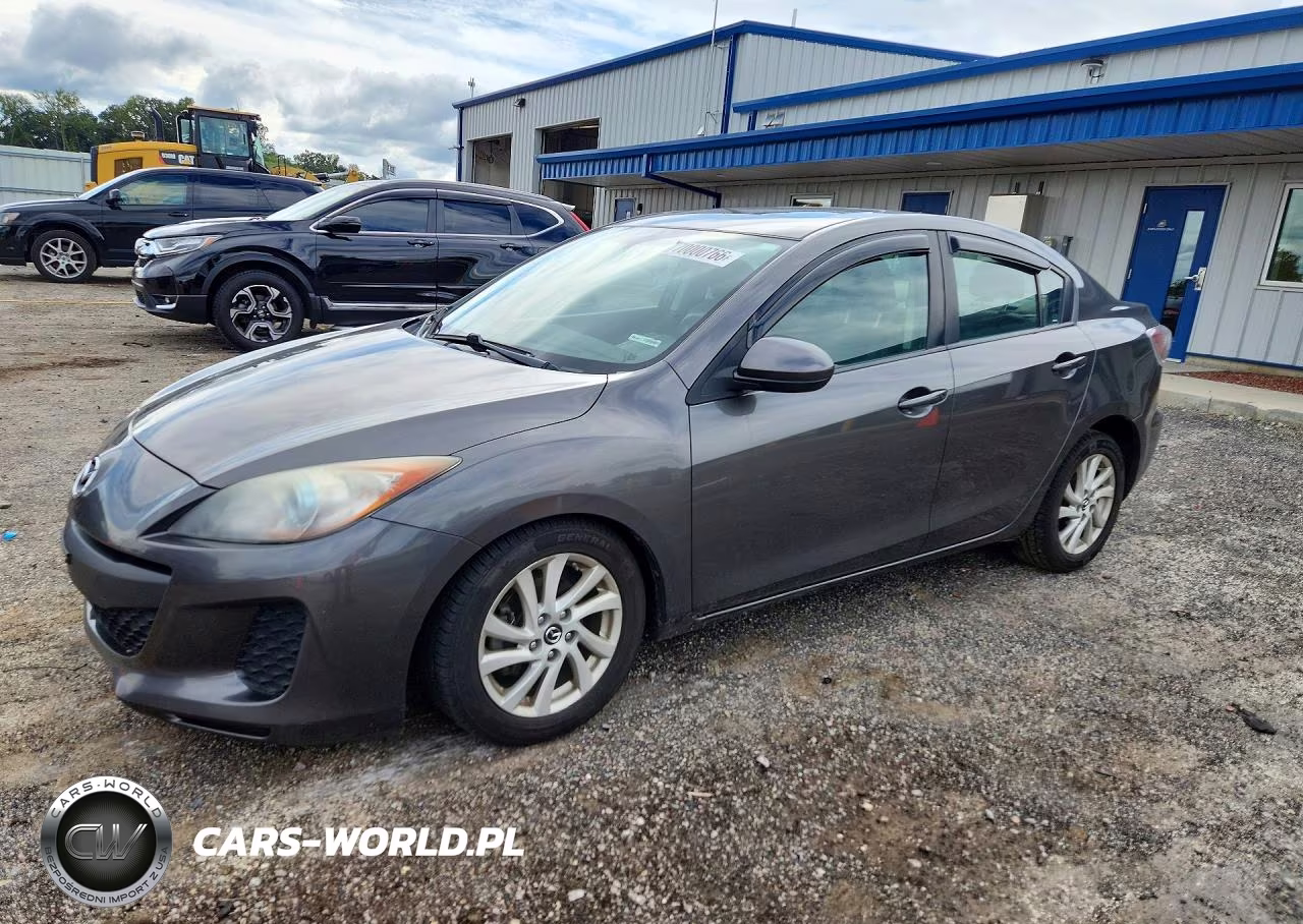 2013 Mazda 3 I