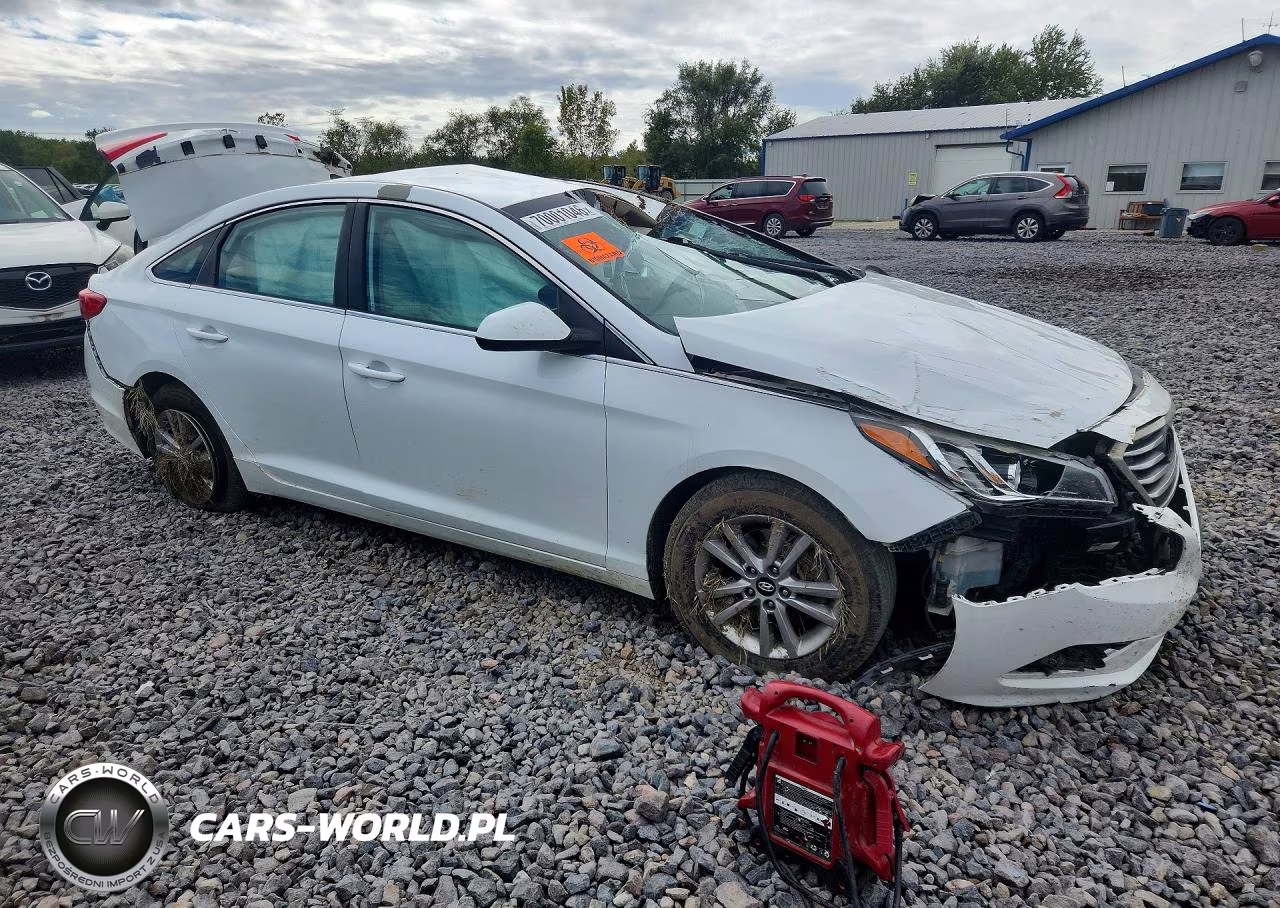 2017 Hyundai Sonata Se VIN:5NPE24AF5HH571895 - 4