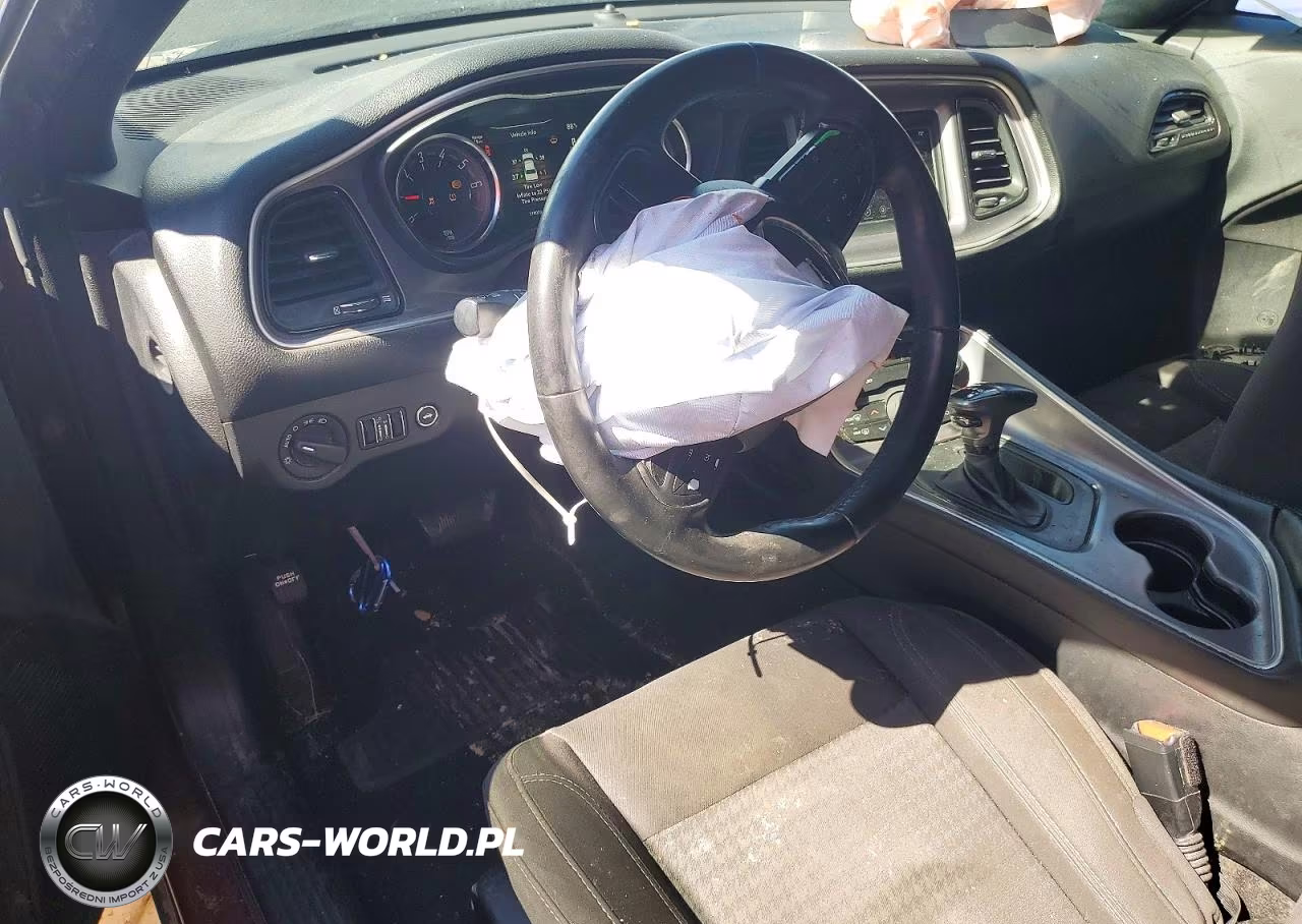 2019 Dodge Challenger Sxt VIN:2C3CDZAG0KH669082 - 8