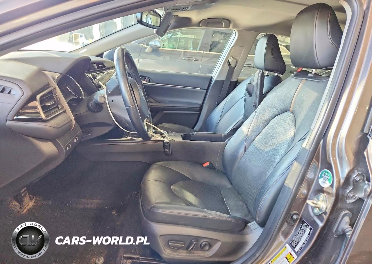 2020 Toyota Camry Xle VIN:4T1F11AK8LU883304 - 7