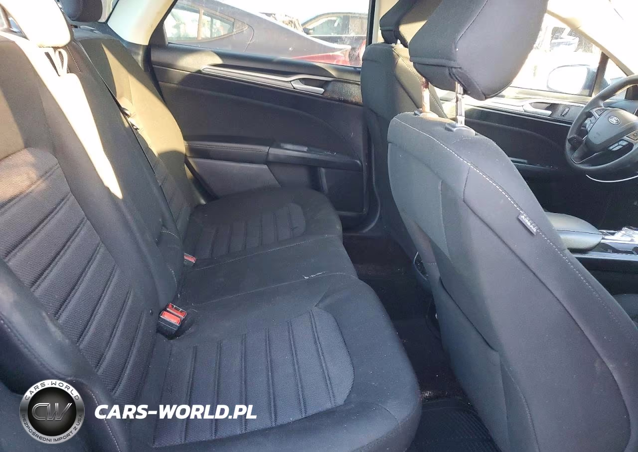 2020 Ford Fusion Se VIN:3FA6P0HD5LR246890 - 10