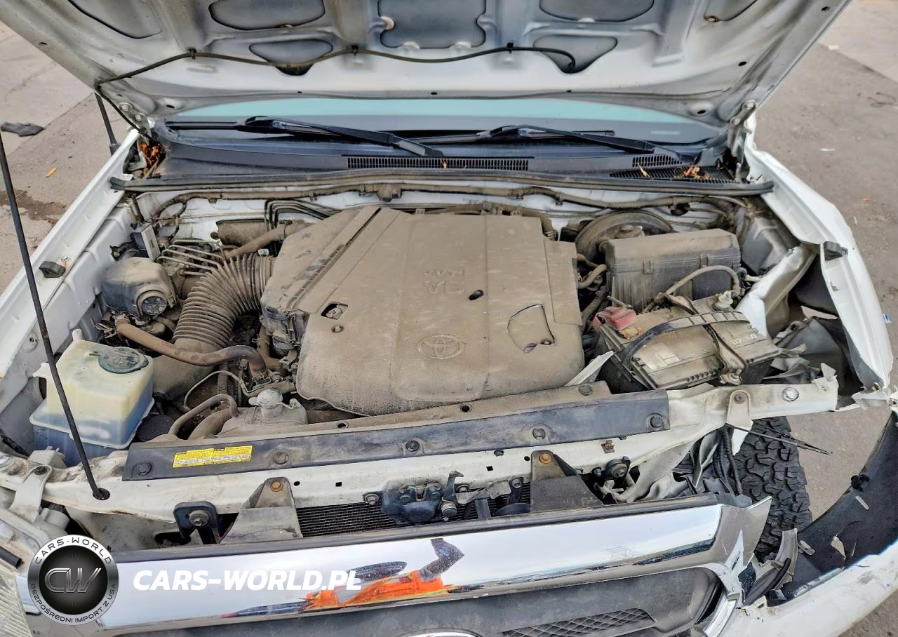 2014 Toyota Tacoma V6 VIN:3TMLU4EN8EM159950 - 11