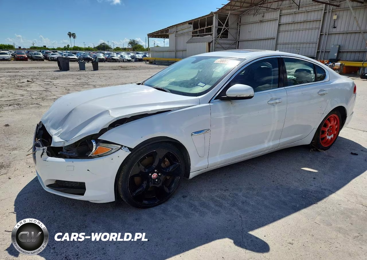 2013 Jaguar Xf