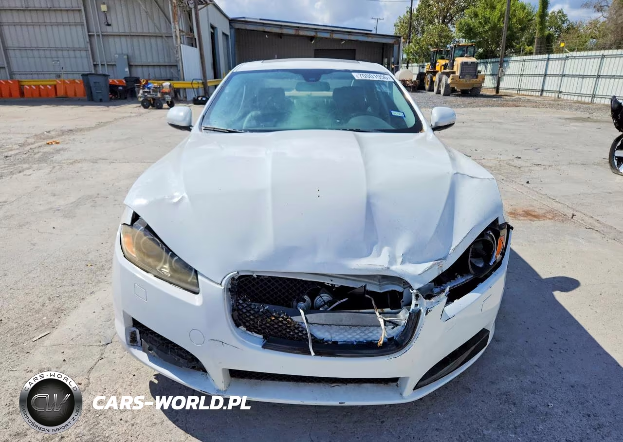 2013 Jaguar Xf VIN:SAJWA0ES6DPU03836 - 5