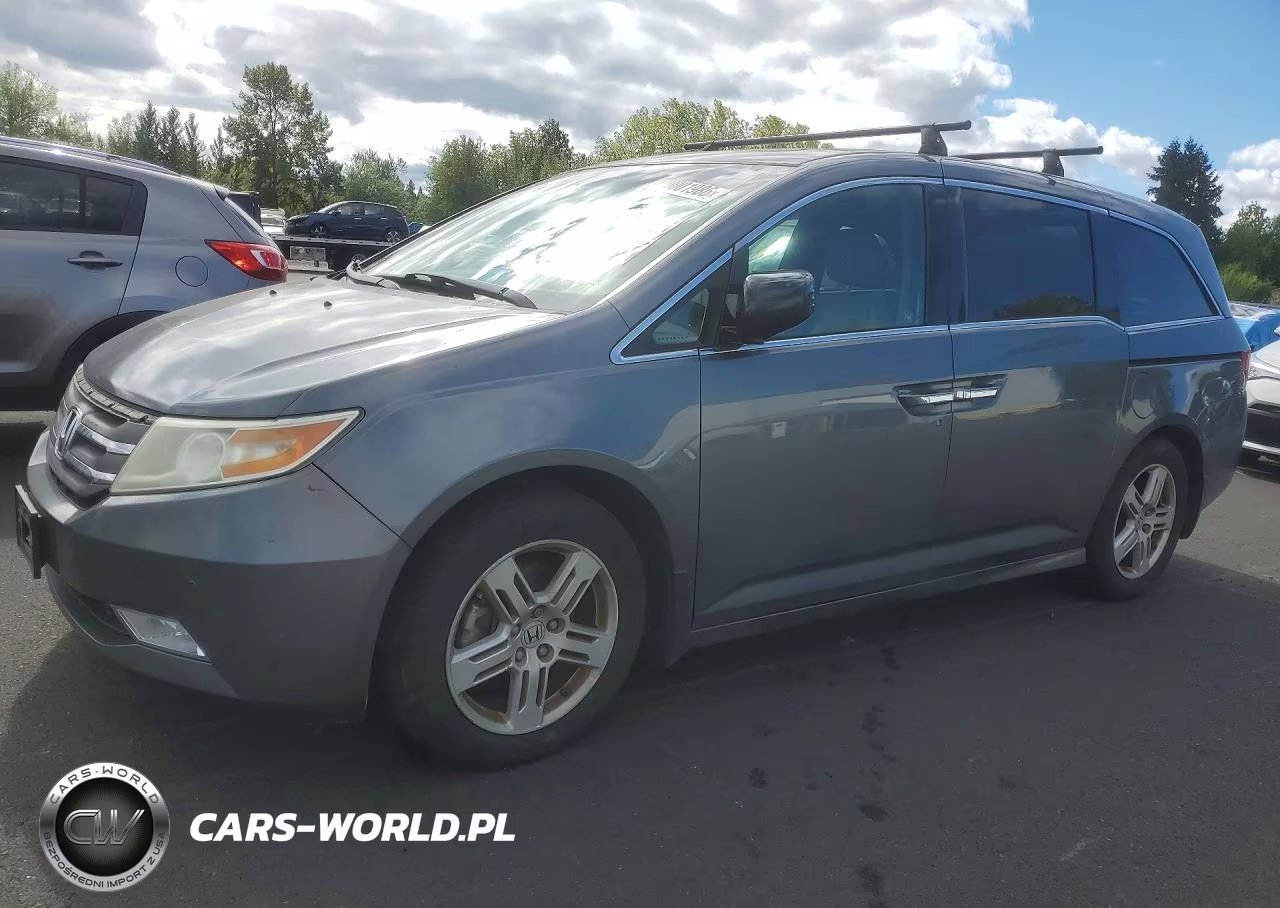 2011 Honda Odyssey Touring – zdjęcie 1 z 14