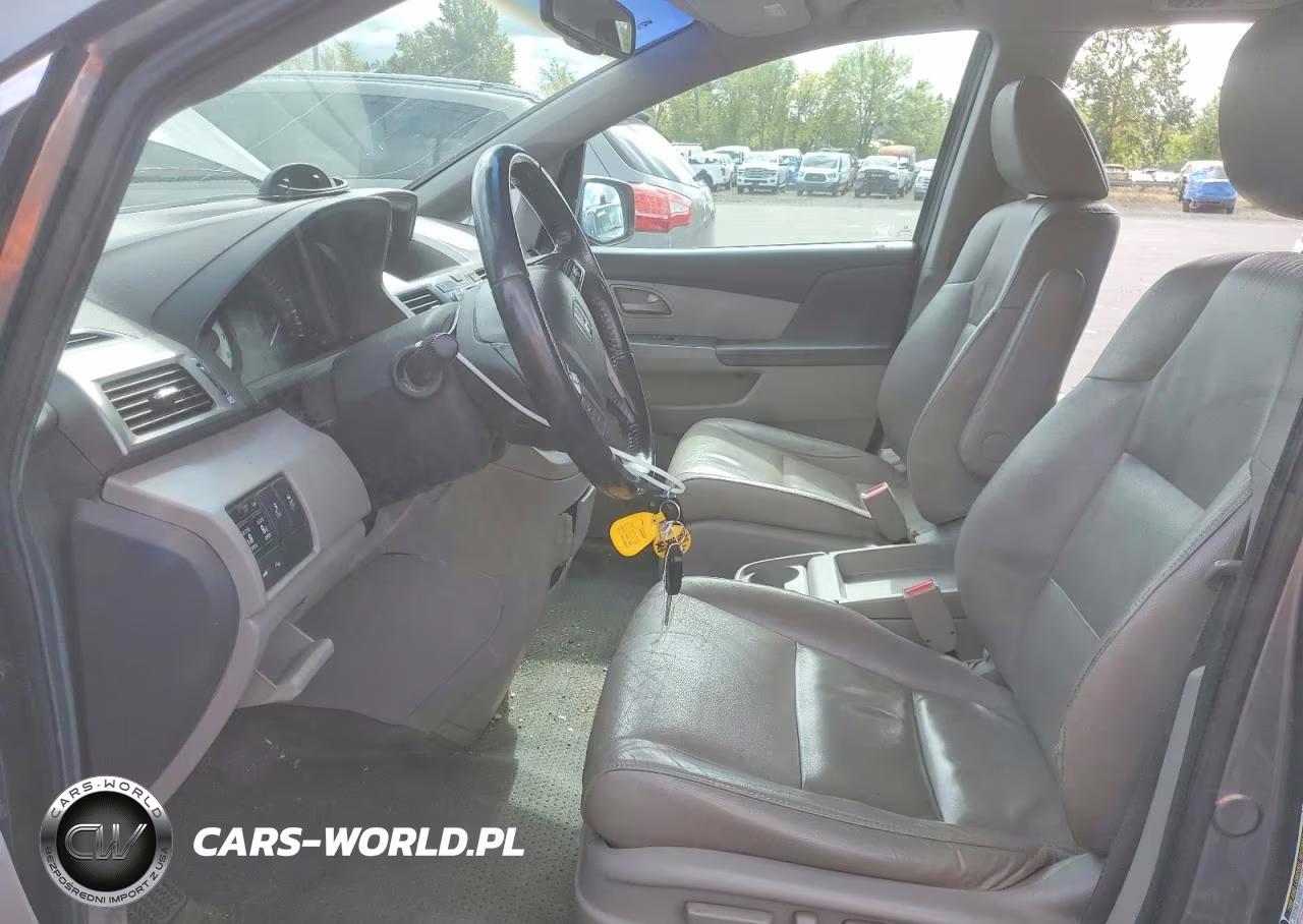 2011 Honda Odyssey Touring VIN:5FNRL5H92BB105061 - 7